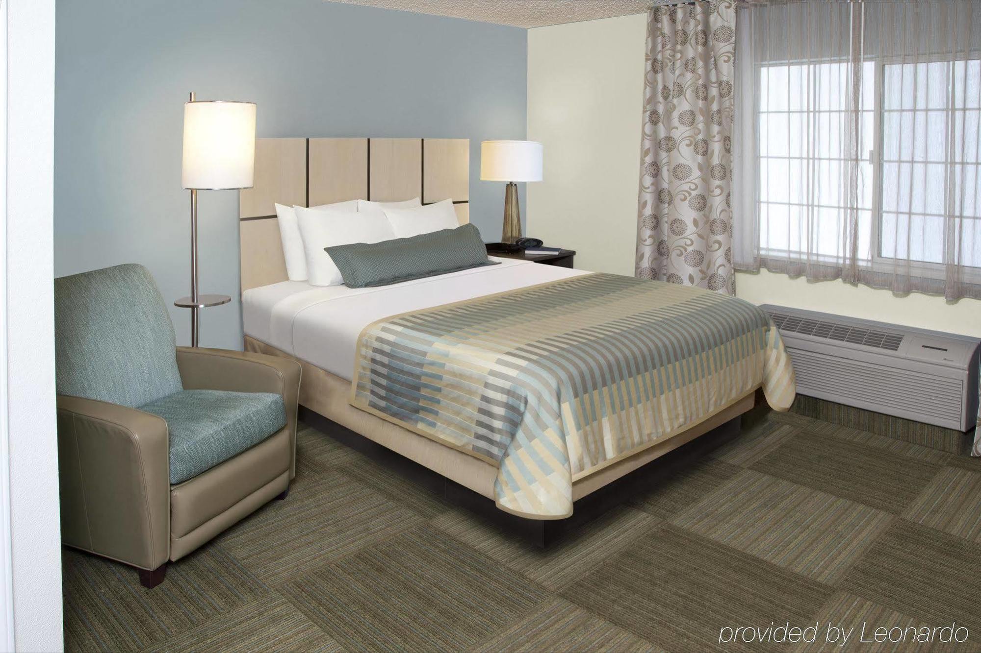 Candlewood By Ihg Hotel Mishawaka
